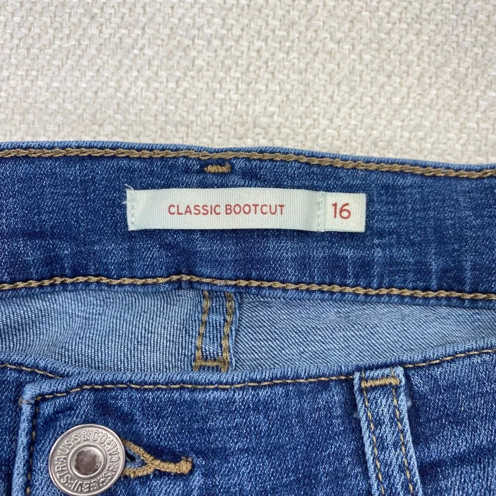 Levi Strauss Classic Bootcut Jeans Women 16S Blue Mid Rise Stretch (33.5x30)